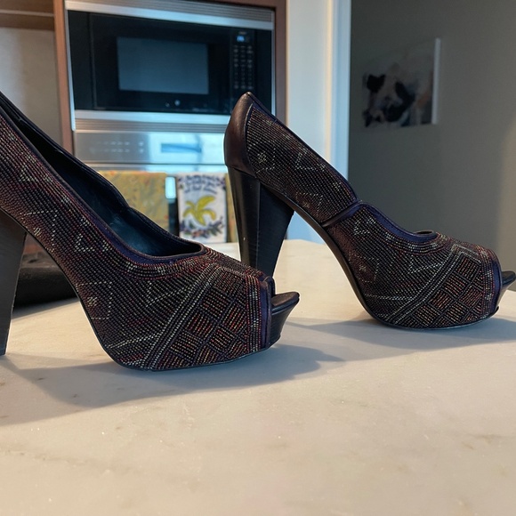 Donald J. Pliner | Purple Ceci Beaded Peep-Toe Heel (10M) - Picture 3 of 10